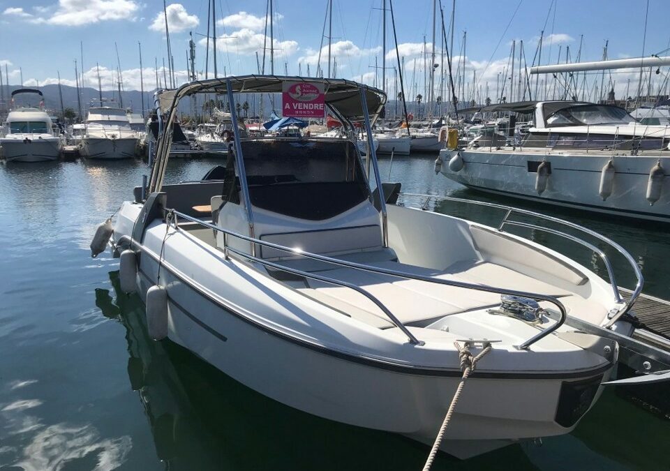 beneteau flyer 7.7 spacedeck