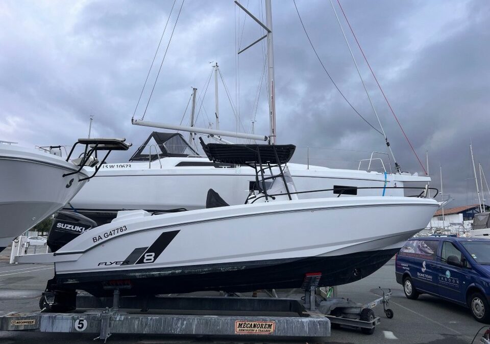beneteau flyer 8 spacedeck