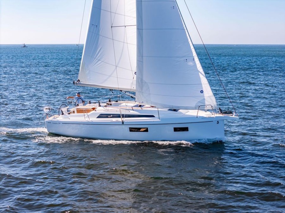 OCEANIS 34.1