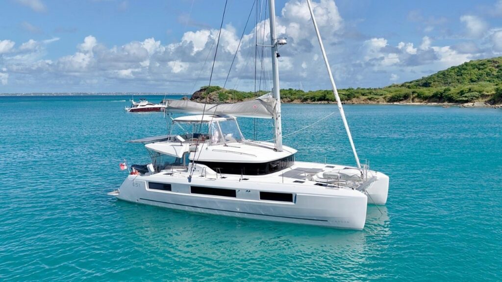 LAGOON 51
