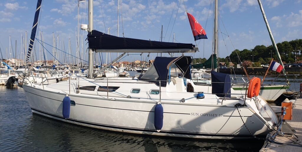 JEEANNEAU SUN ODYSSEY 37